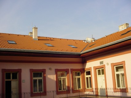 realizované - pohľad z dvora